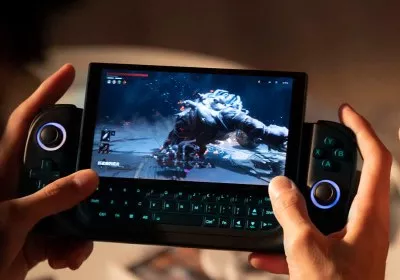 antec core gaming handheld sliding display rocks real keyboard starts handheld antec with video